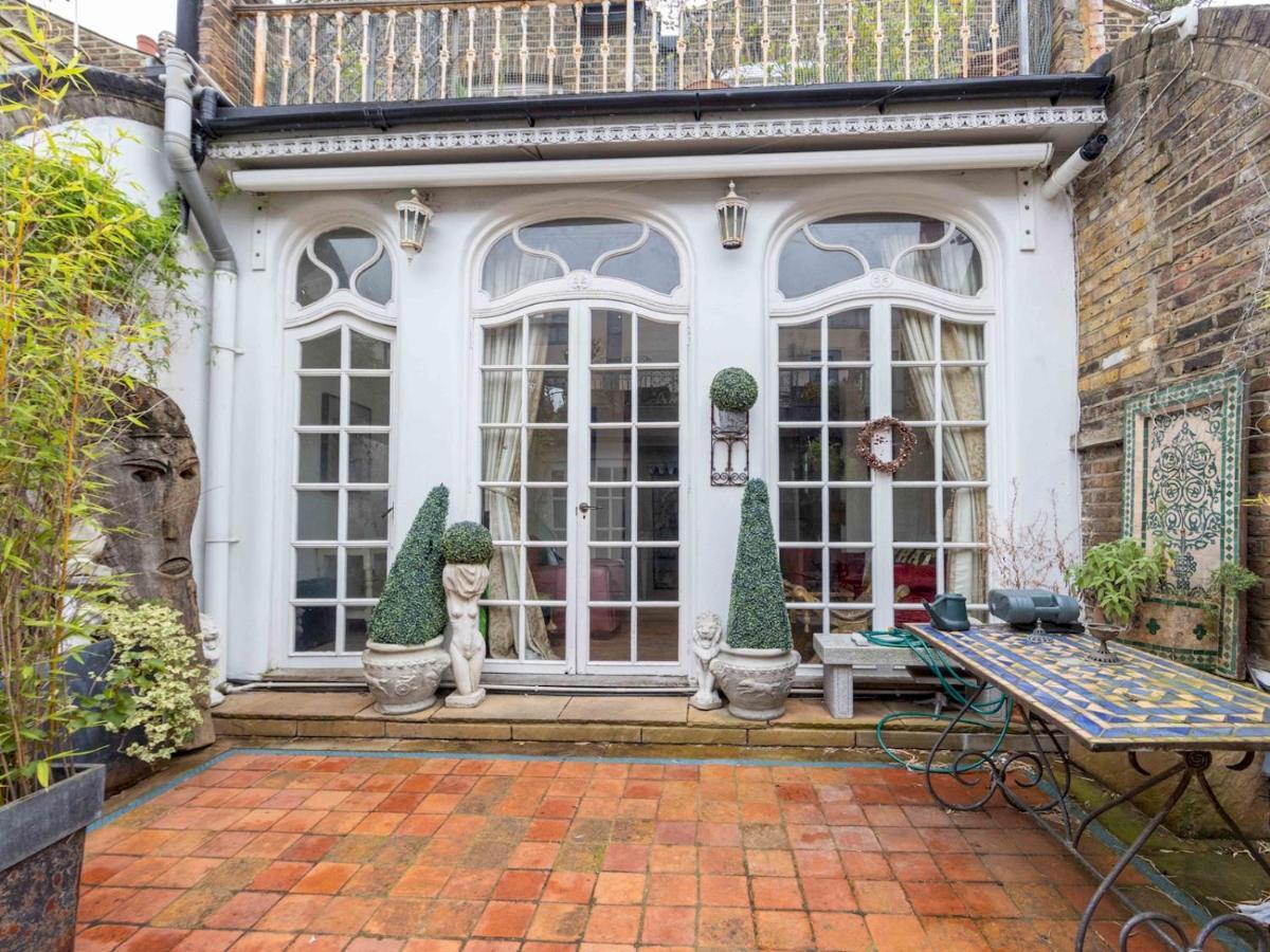 Pass The Keys Split-Floors Antique Apartment In Portobello Road Londra Esterno foto
