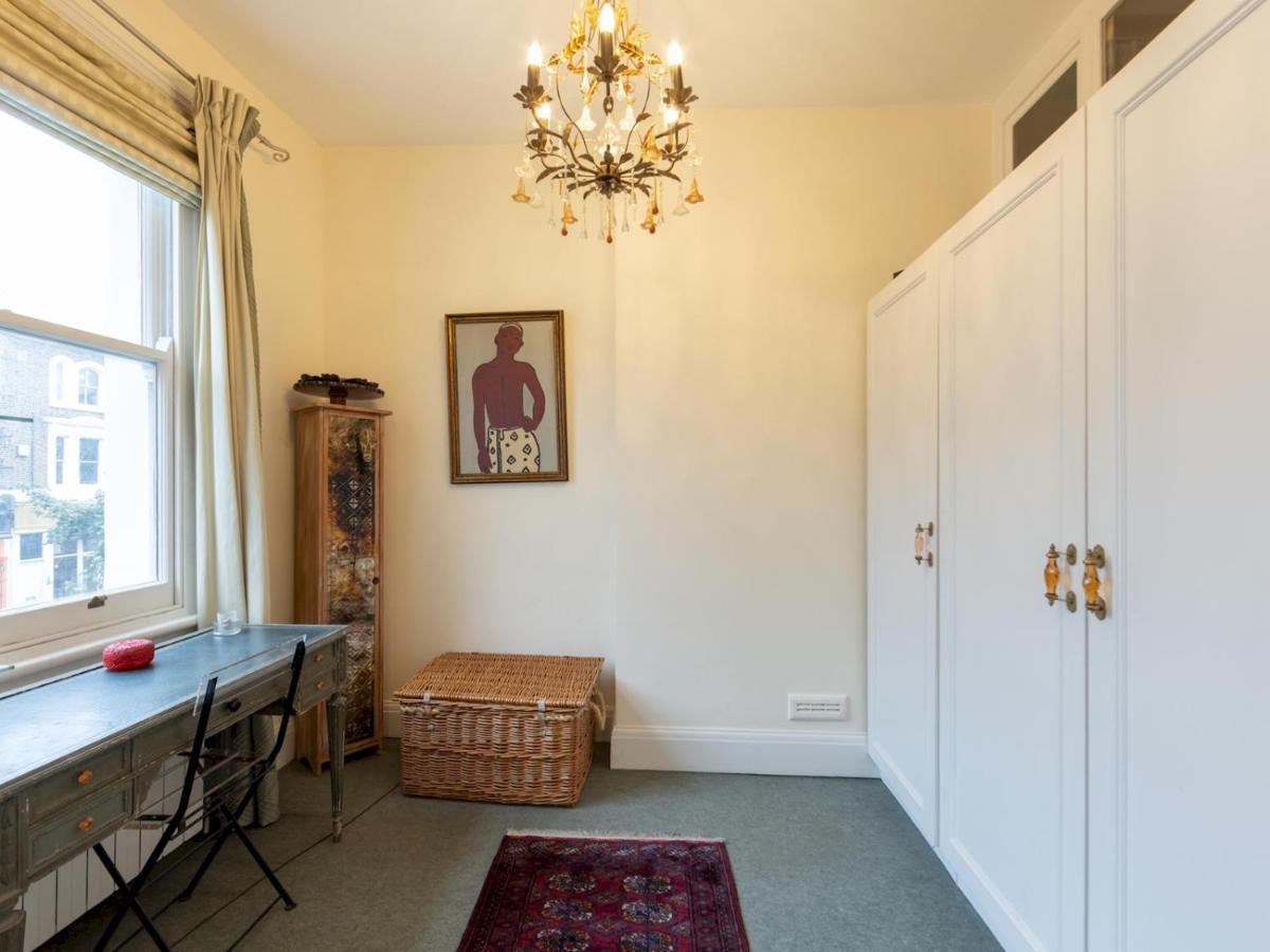 Pass The Keys Split-Floors Antique Apartment In Portobello Road Londra Esterno foto